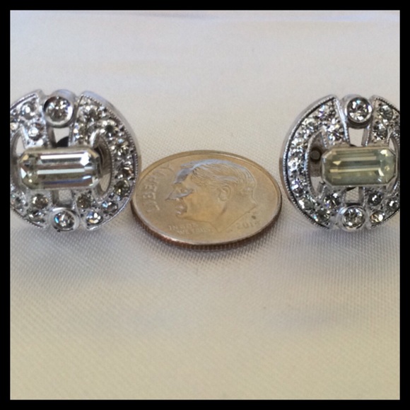 Vintage 925 Screw Back Earrings - Picture 3 of 3